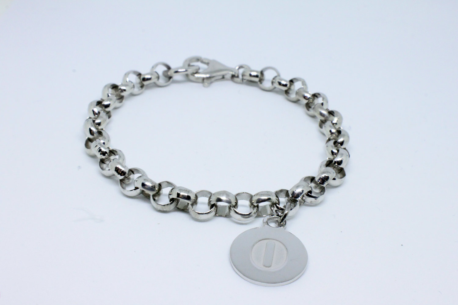 Silver chain bracelet with initial medal Logo collection