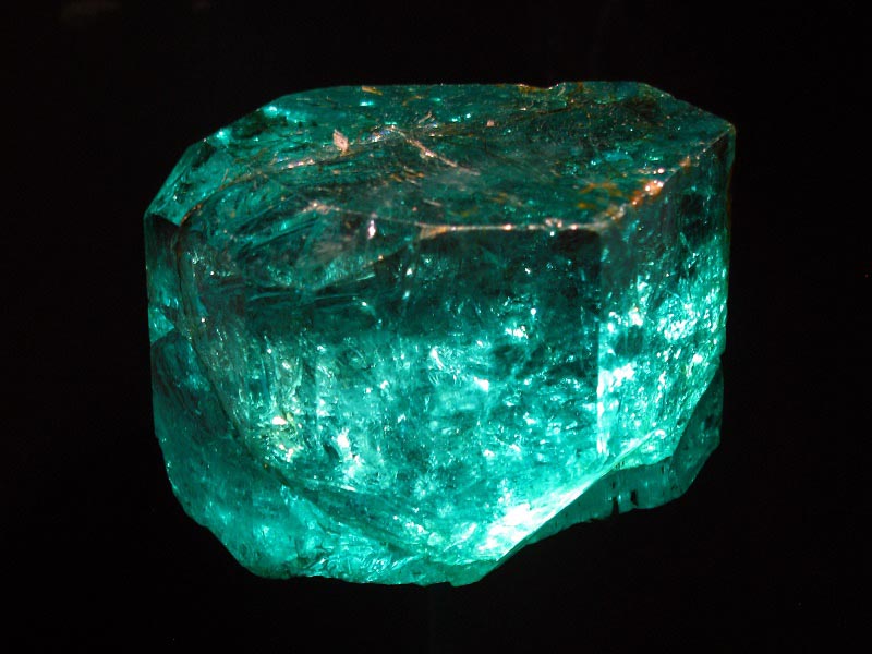 Found in the Urals an emerald from more than 1.5 kg